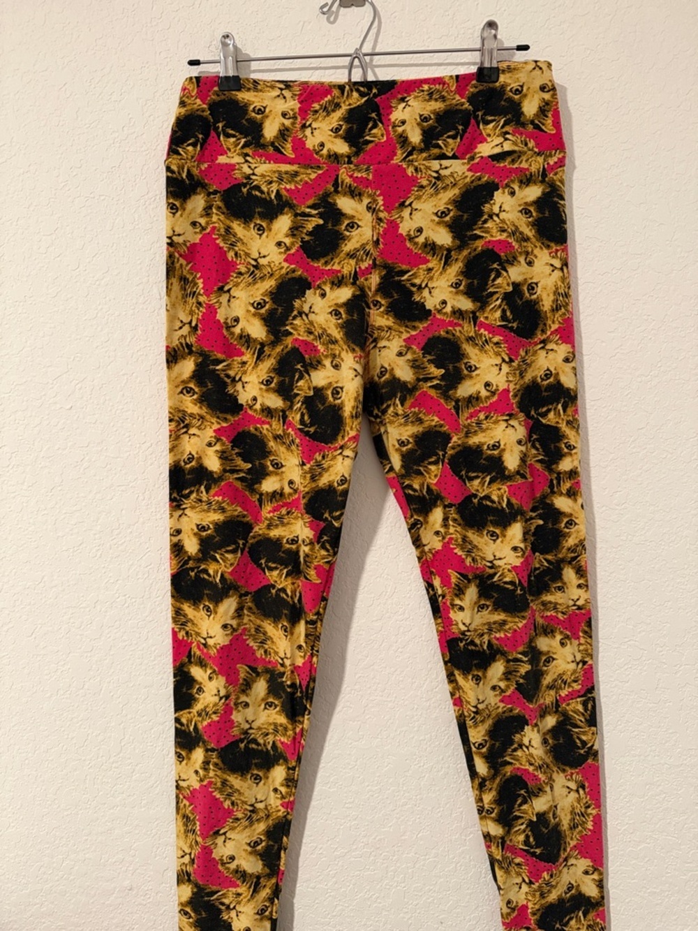 LuLaRoe Pink, Black & Gold Cat Print Leggings